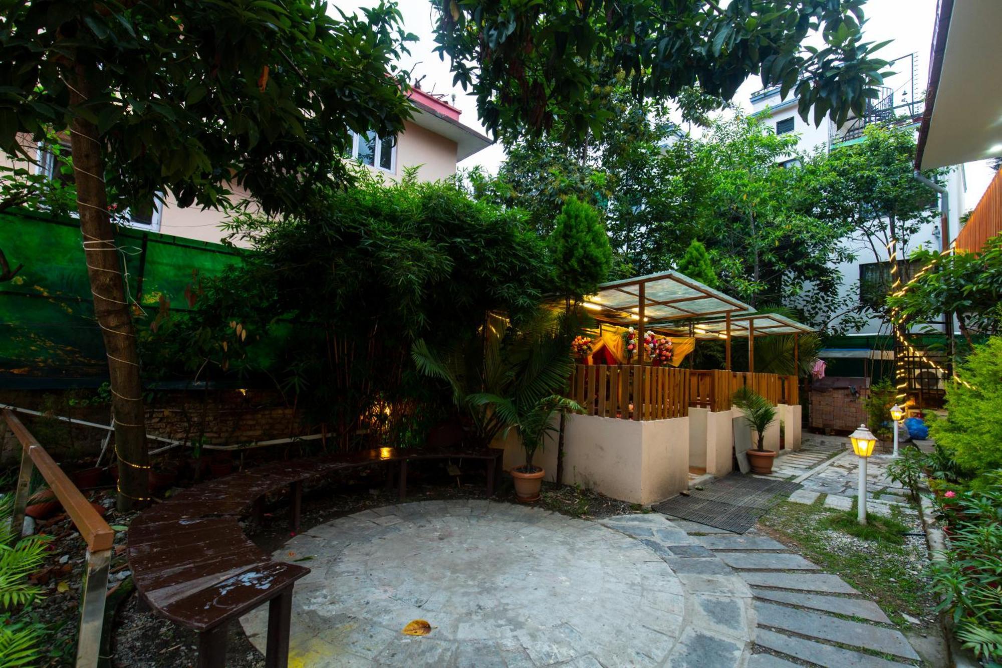 Hotel Harmony & Little Bites Bistro Jawlakhel Zewnętrze zdjęcie