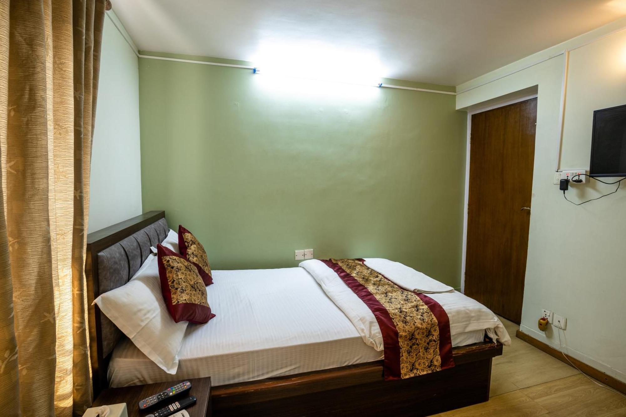 Hotel Harmony & Little Bites Bistro Jawlakhel Zewnętrze zdjęcie